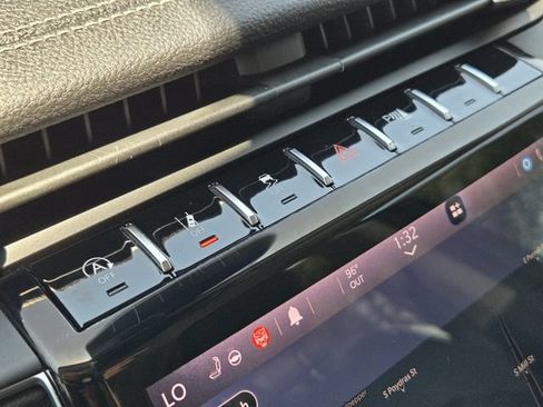 Used 2021 Jeep Grand Cherokee L Limited RWD image 27