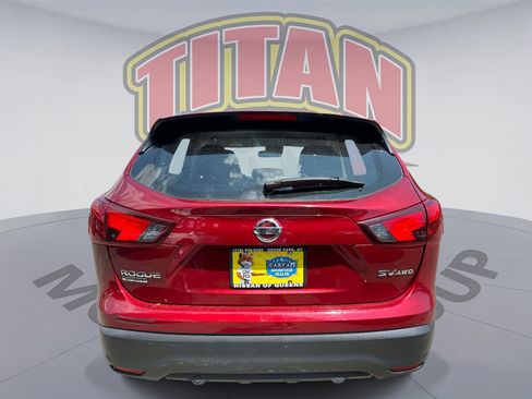 Certified 2019 Nissan Rogue Sport SV AWD/4WD image 4