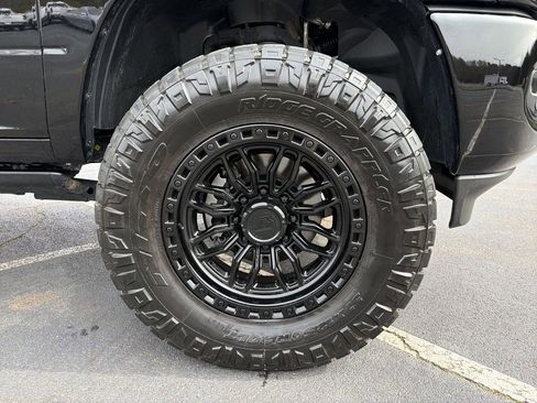 Used 2025 RAM 2500 Laramie image 11