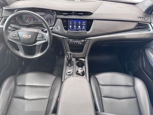 Certified 2023 Cadillac XT5 Premium Luxury AWD/4WD image 9