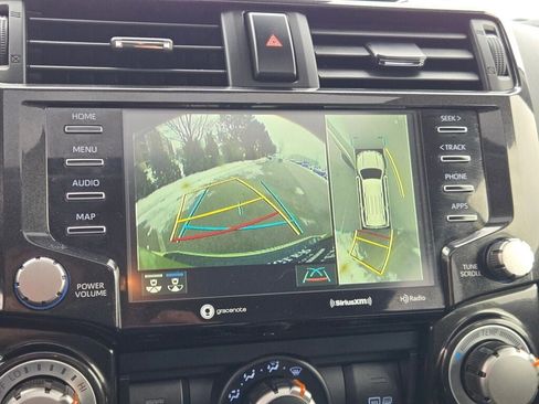 Used 2023 Toyota 4Runner TRD Off-Road Premium image 31