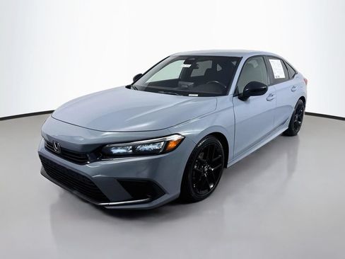 Used 2022 Honda Civic Sport image 3