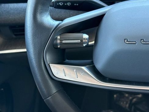 Used 2025 Lucid Air Touring AWD/4WD image 28