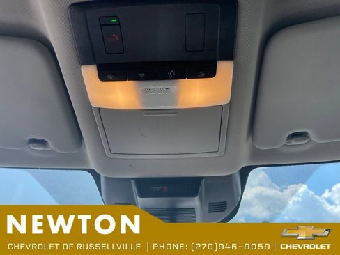 Used 2021 Nissan Rogue SV FWD image 19