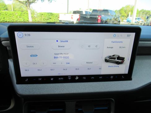 Used 2025 Ford Maverick XLT w/ Equipment Group 301A image 27