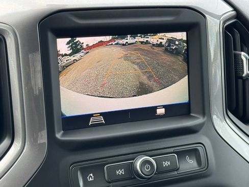 Used 2022 Chevrolet Silverado 1500 Custom Trail Boss image 24