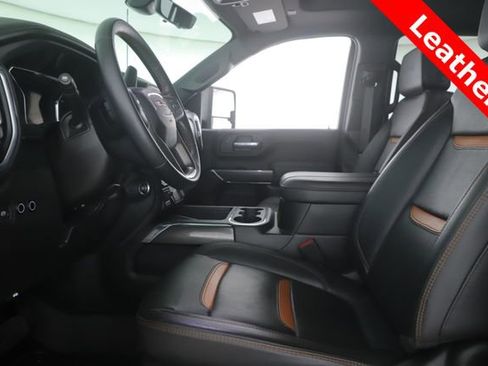 Used 2023 GMC Sierra 2500 AT4 w/ AT4 Premium Plus Package AWD/4WD image 17