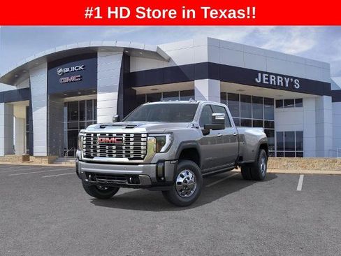 New 2026 GMC Sierra 3500 Denali w/ Denali Reserve Package image 8