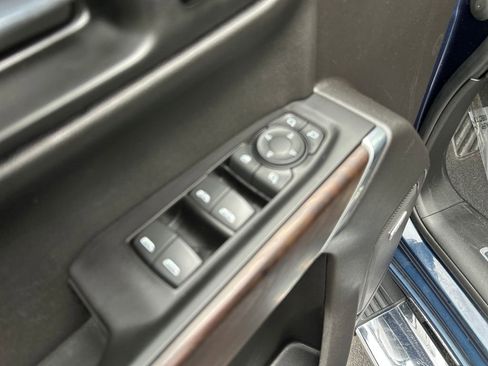 Used 2020 GMC Sierra 1500 SLT w/ SLT Premium Plus Package image 19