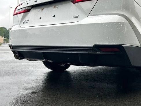 Used 2025 Toyota Camry SE AWD/4WD image 18