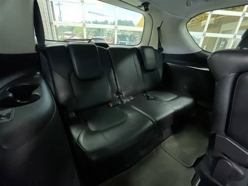 Used 2017 Nissan Armada SL w/ Interior Lighting Package AWD/4WD image 27