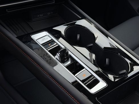 New 2026 Volkswagen Atlas Peak Edition image 28