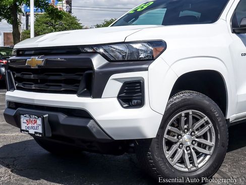 Used 2023 Chevrolet Colorado LT w/ LT Convenience Package AWD/4WD image 3