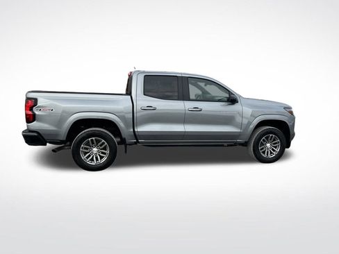 Used 2023 Chevrolet Colorado LT w/ LT Convenience Package II image 6