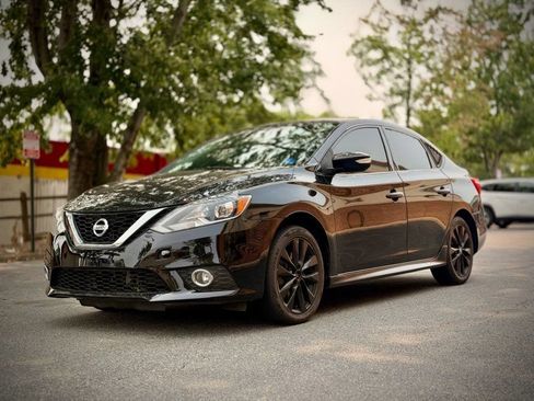 Used 2017 Nissan Sentra SR Turbo w/ SR Midnight Edition FWD image 3
