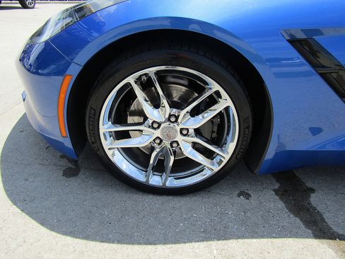 Used 2019 Chevrolet Corvette Stingray Convertible Z51 2LT RWD image 25