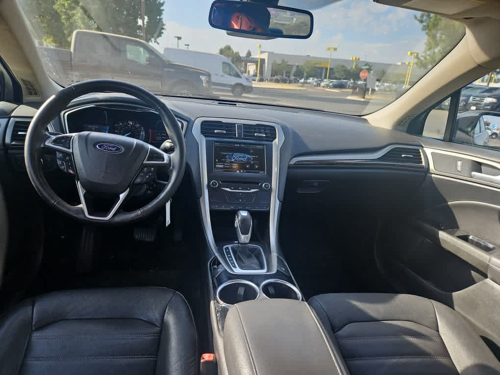 Used 2013 Ford Fusion SE FWD image 10