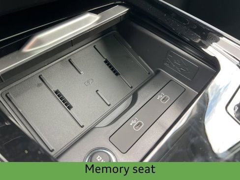 New 2026 Audi Q3 quattro 2.0T image 14