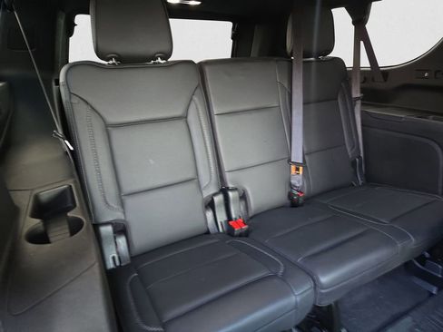 Used 2023 GMC Yukon XL Denali w/ Denali Reserve Package image 18