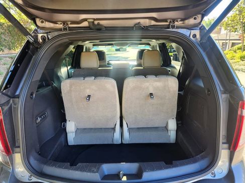 Used 2013 Ford Explorer Limited image 33