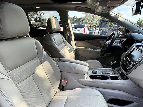 Used 2019 Nissan Murano SL w/ SL Technology Package FWD image 20