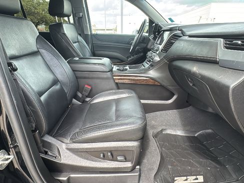 Used 2019 Chevrolet Tahoe LT image 28