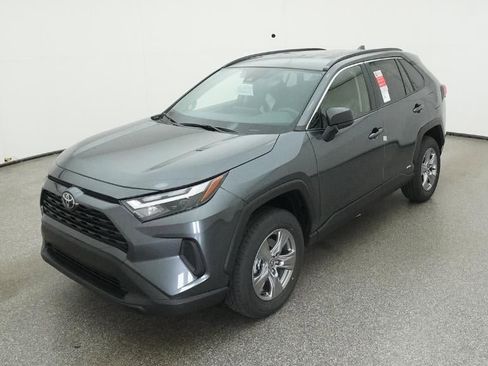 New 2025 Toyota RAV4 LE image 34