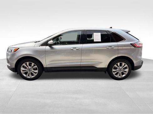 Used 2022 Ford Edge Titanium AWD/4WD image 4