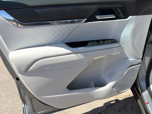 New 2026 GMC Acadia Denali AWD/4WD image 15