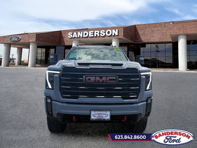 Used 2024 GMC Sierra 2500 AT4 w/ AT4 Premium Plus Package AWD/4WD image 8