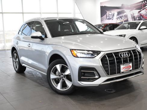 Used 2023 Audi Q5 2.0T Premium Plus w/ Premium Plus Package image 36