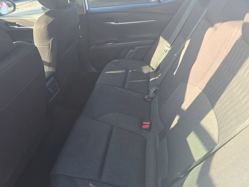 Used 2025 Toyota Camry Hybrid FWD image 22