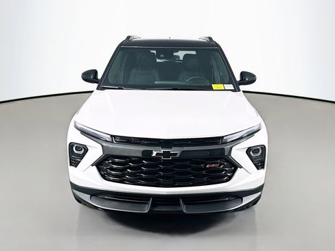Used 2025 Chevrolet TrailBlazer RS w/ Convenience Package image 2