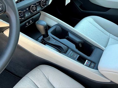 New 2025 Honda Accord SE image 7