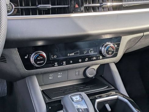 New 2026 Mitsubishi Outlander SE FWD image 21