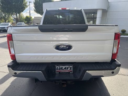 Used 2019 Ford F250 Lariat w/ Lariat Ultimate Package AWD/4WD image 4