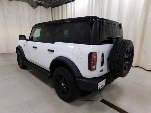 New 2025 Ford Bronco Outer Banks w/ Black Appearance Package image 20