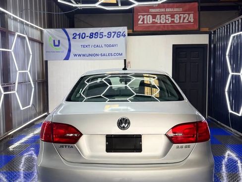 Used 2012 Volkswagen Jetta SE image 23