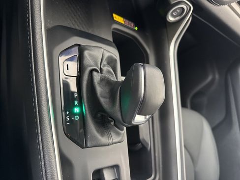 Used 2025 Toyota Grand Highlander AWD Hybrid image 16