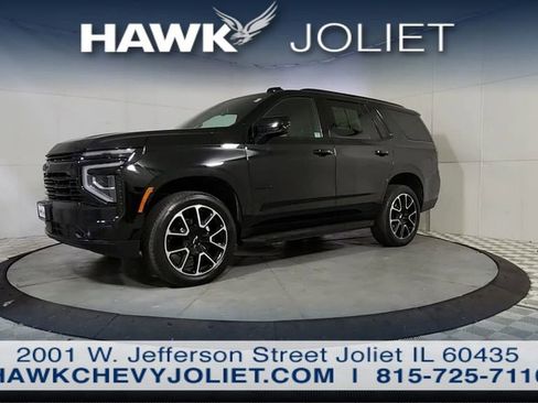 Used 2026 Chevrolet Tahoe RST AWD/4WD image 4