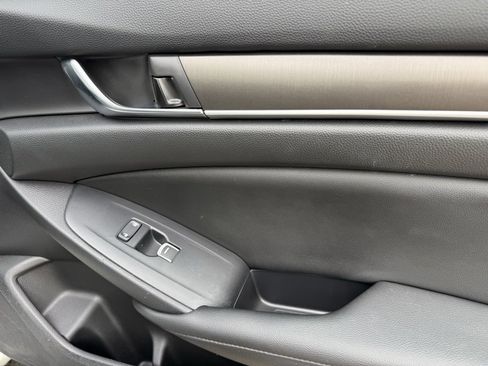 Used 2019 Honda Accord LX image 44