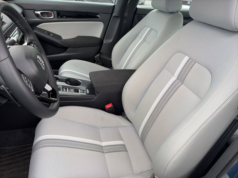 Certified 2025 Honda Civic Sport image 10