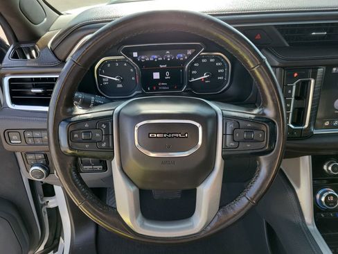 Used 2021 GMC Yukon XL Denali w/ Denali Ultimate Package AWD/4WD image 26