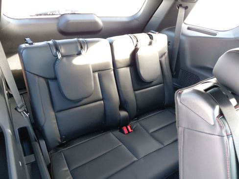 New 2026 Ford Explorer ST-Line w/ ST-Line Street Pack image 20