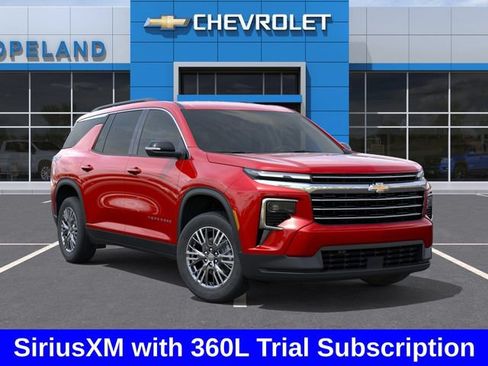 New 2026 Chevrolet Traverse LT w/ Driver Confidence Package AWD/4WD image 8