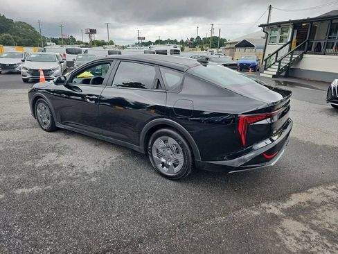 Used 2025 Kia K4 image 3
