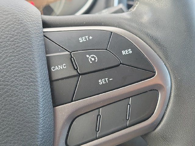 Used 2021 Jeep Cherokee Latitude Lux w/ Trailer Tow Group AWD/4WD image 24