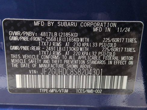 Used 2025 Subaru Crosstrek 2.0i Premium image 32