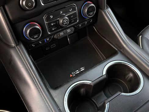 Used 2023 Chevrolet Suburban Premier RWD image 52