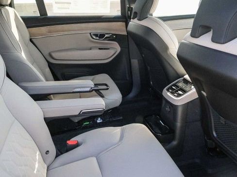 New 2026 Volvo XC90 T8 Plus image 13